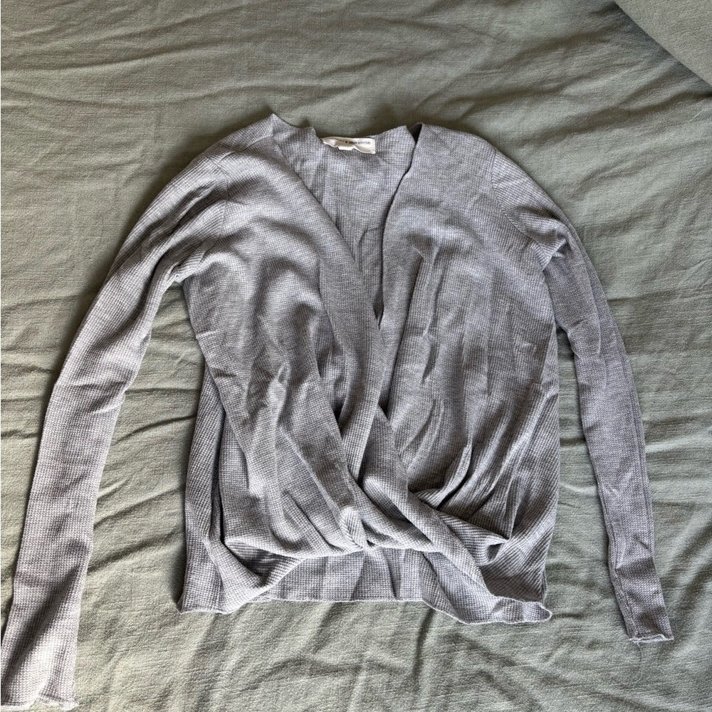 UO Gray waffle wrap top